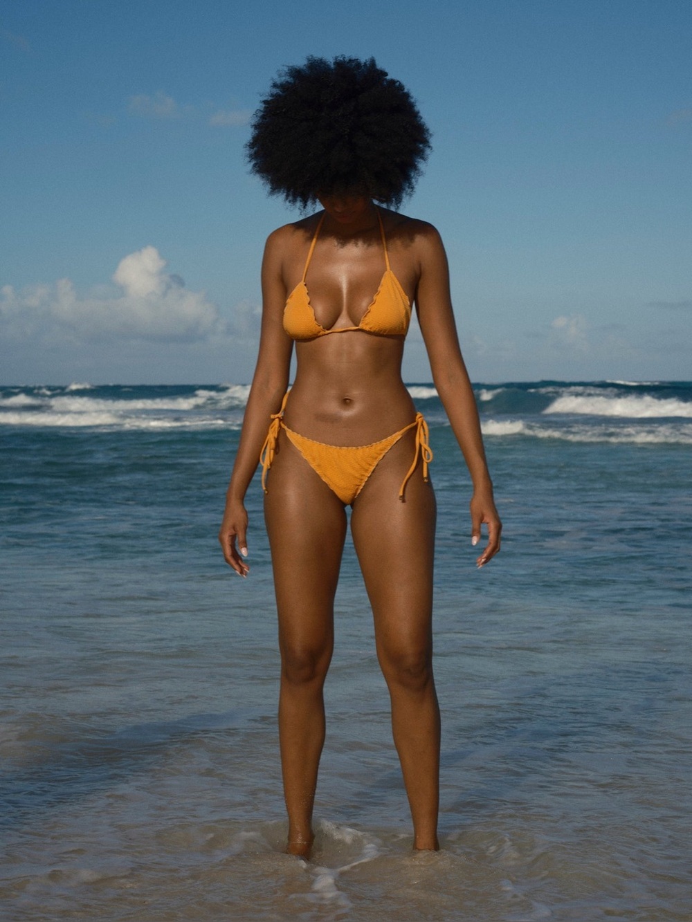 San Lorenzo Yellow Scallop Edge Tie Side Bow String Bikini Size L but Fit M $125